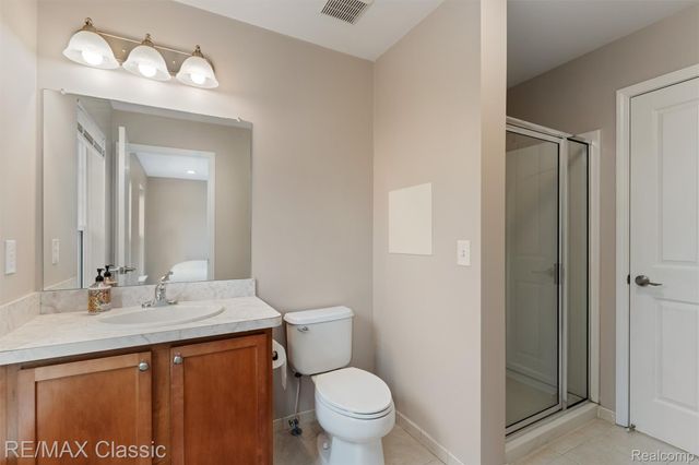 6108 Heron Hills Drive 56, Wolverine Lake Village, MI 48390