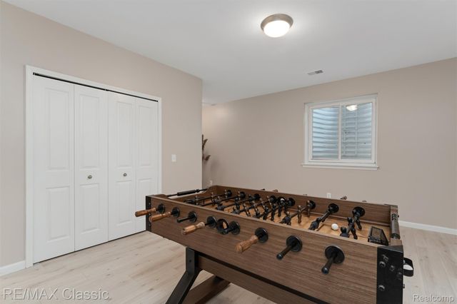 6108 Heron Hills Drive 56, Wolverine Lake Village, MI 48390