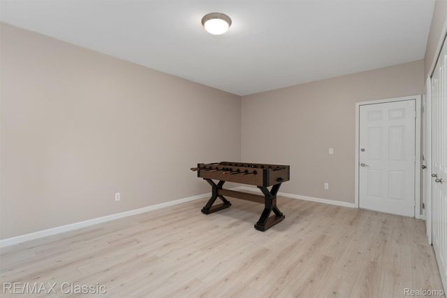6108 Heron Hills Drive 56, Wolverine Lake Village, MI 48390
