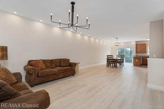 6108 Heron Hills Drive 56, Wolverine Lake Village, MI 48390