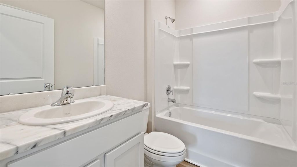 Image 13 of property listing at 18141 GANDER TERRACE, Lakewood Ranch, FL 34211