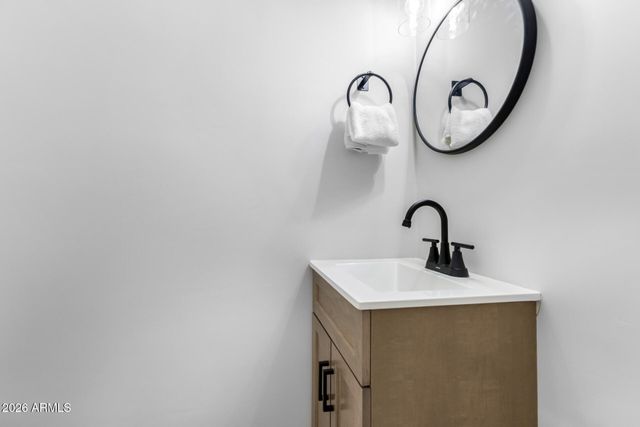 8531 E PORTLAND Street, Scottsdale, AZ 85257