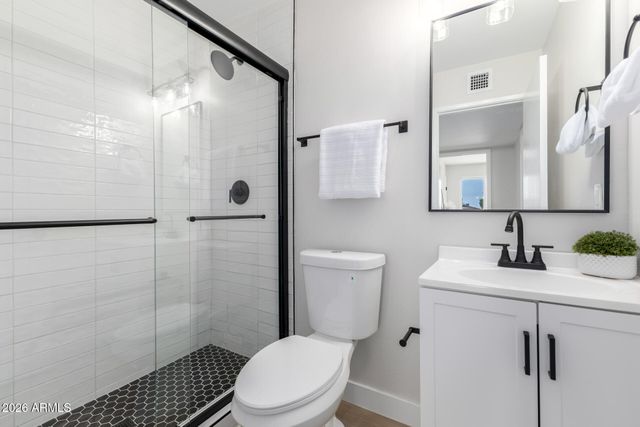 8531 E PORTLAND Street, Scottsdale, AZ 85257