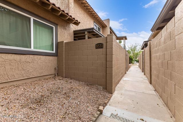 8531 E PORTLAND Street, Scottsdale, AZ 85257