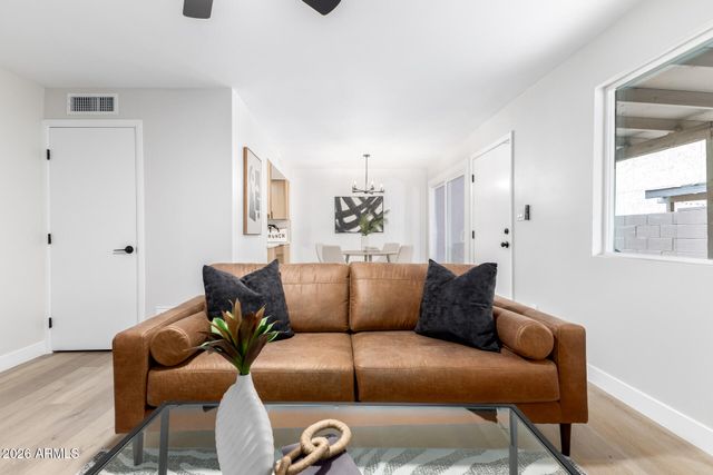 8531 E PORTLAND Street, Scottsdale, AZ 85257