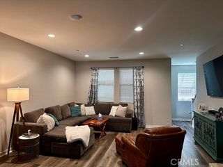 123 Hideaway Loop, Mission Viejo, CA 92692