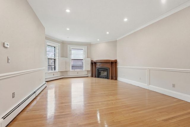 258 Marlborough 2R, Boston, MA 02116