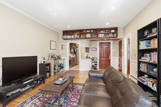 258 Marlborough 2R, Boston, MA 02116