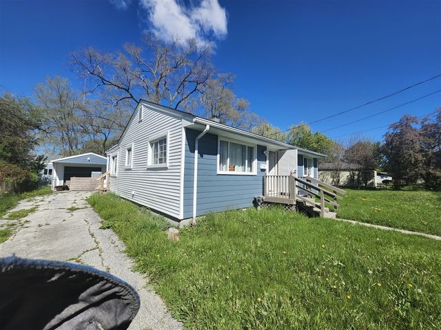 933 S 17th Street, Saginaw, MI 48601