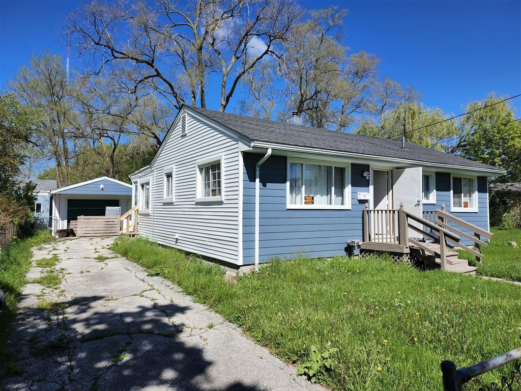 933 S 17th Street, Saginaw, MI 48601
