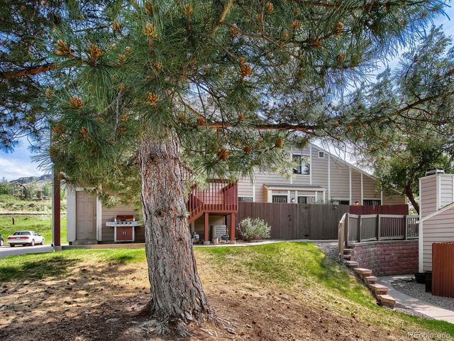 18328 W 58th Pl 83, Golden, CO 80403
