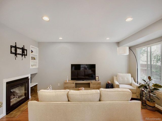 18328 W 58th Pl 83, Golden, CO 80403