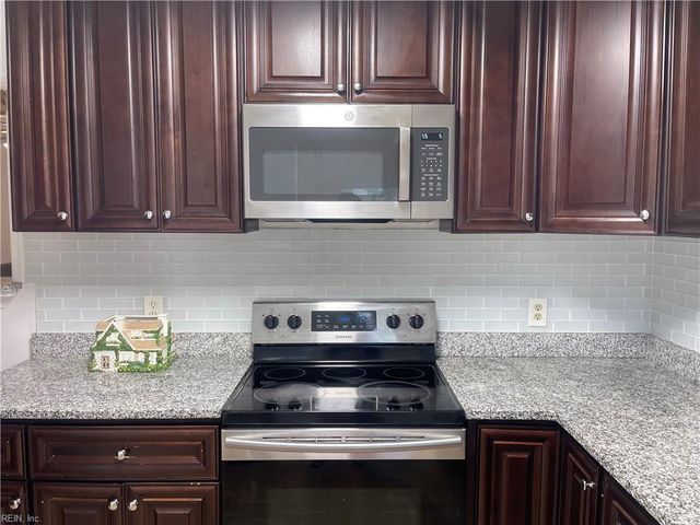 2445 Dominion Ave AVE, Norfolk, VA 23518