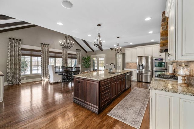 9338 Deer Path Court, Powell, OH 43065