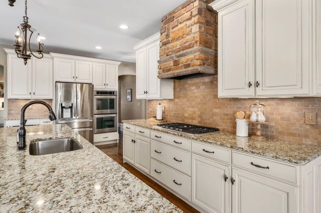 9338 Deer Path Court, Powell, OH 43065