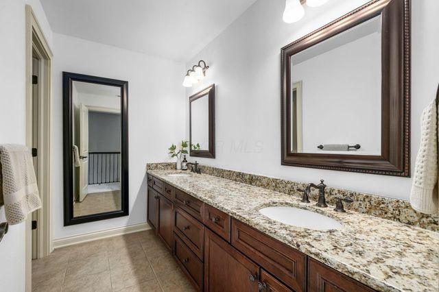 9338 Deer Path Court, Powell, OH 43065