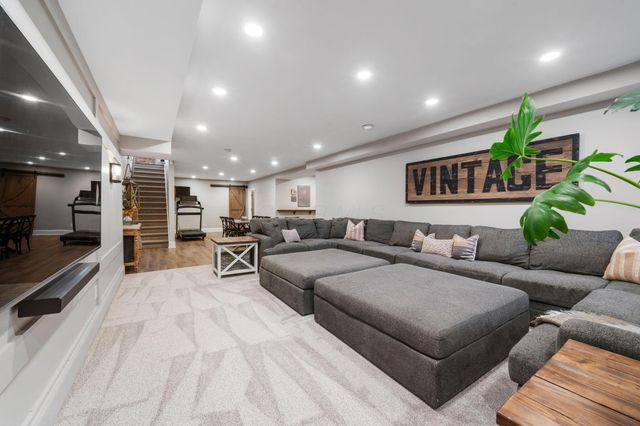 9338 Deer Path Court, Powell, OH 43065