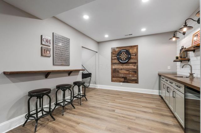 9338 Deer Path Court, Powell, OH 43065