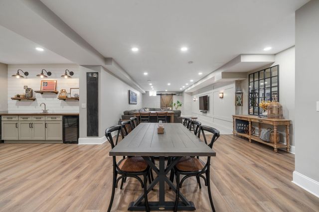 9338 Deer Path Court, Powell, OH 43065