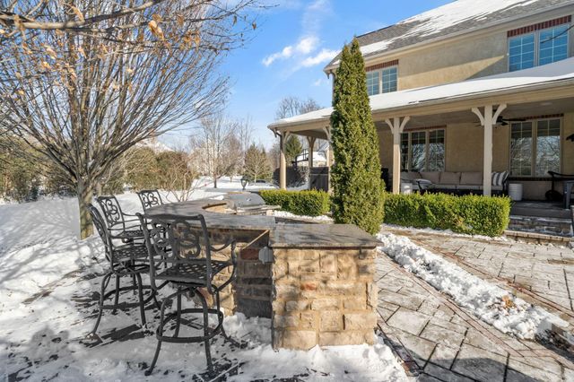 9338 Deer Path Court, Powell, OH 43065