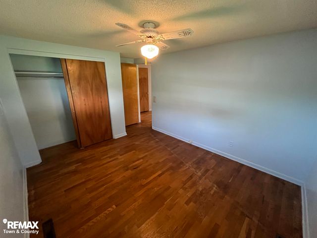 626 S Mckinley Road, Flushing, MI 48433