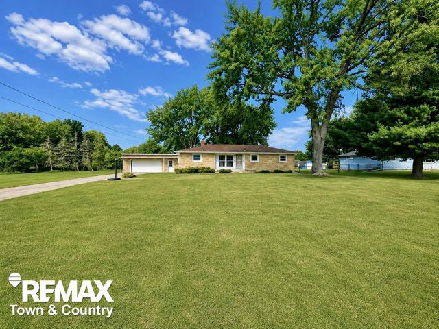 626 S Mckinley Road, Flushing, MI 48433