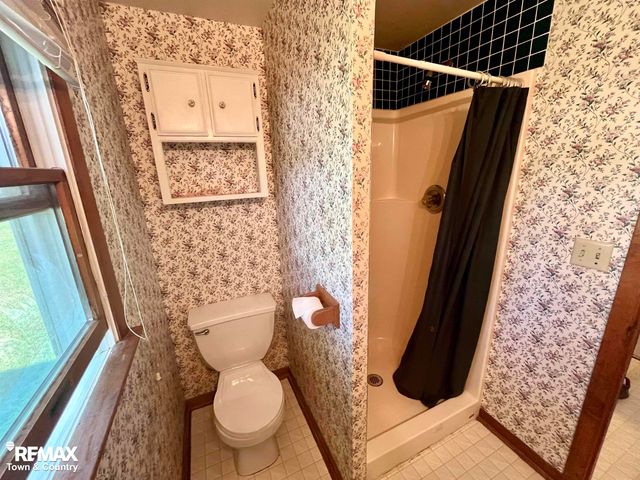 626 S Mckinley Road, Flushing, MI 48433