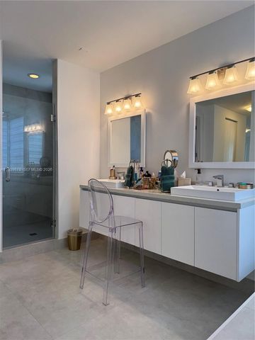 7547 NW 98th Ave ., Doral, FL 33178