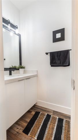 3889 Tree Top Dr 3889, Weston, FL 33332