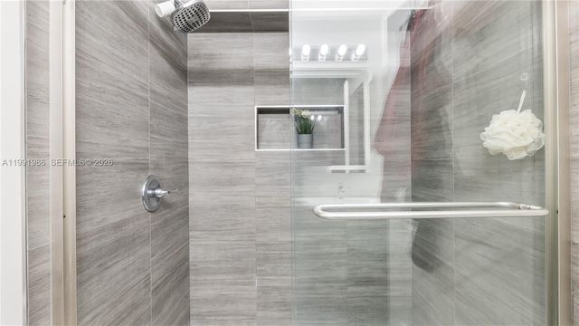 3889 Tree Top Dr 3889, Weston, FL 33332