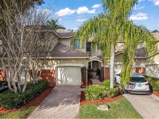 3889 Tree Top Dr 3889, Weston, FL 33332
