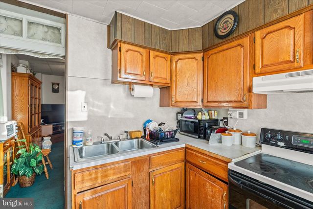 350 E POPLAR ST, York, PA 17403