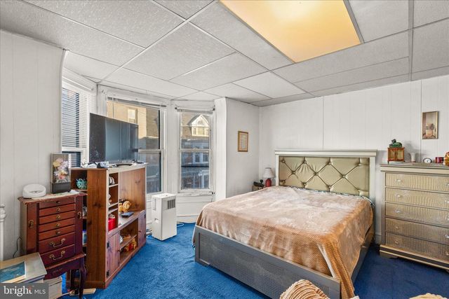 350 E POPLAR ST, York, PA 17403