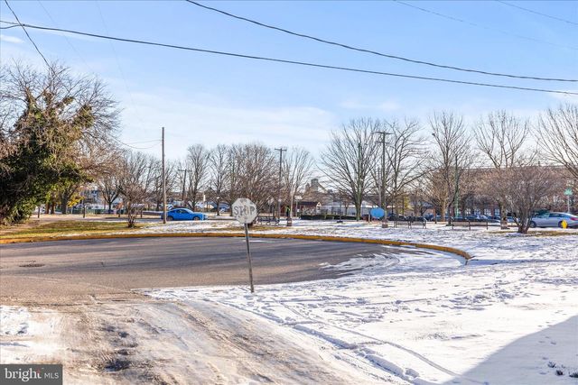 350 E POPLAR ST, York, PA 17403