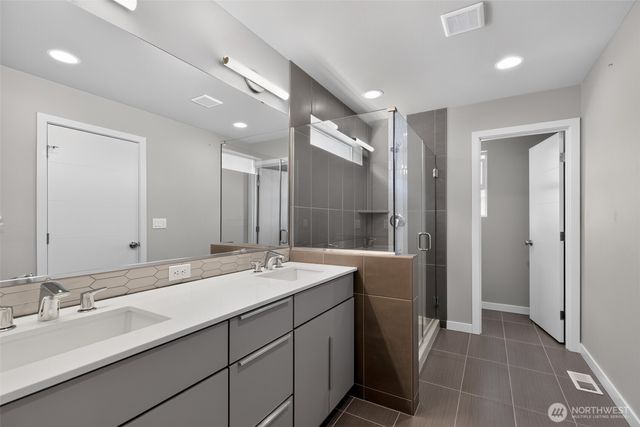 3526 164th Place SW, Lynnwood, WA 98037