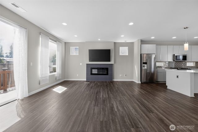 3526 164th Place SW, Lynnwood, WA 98037
