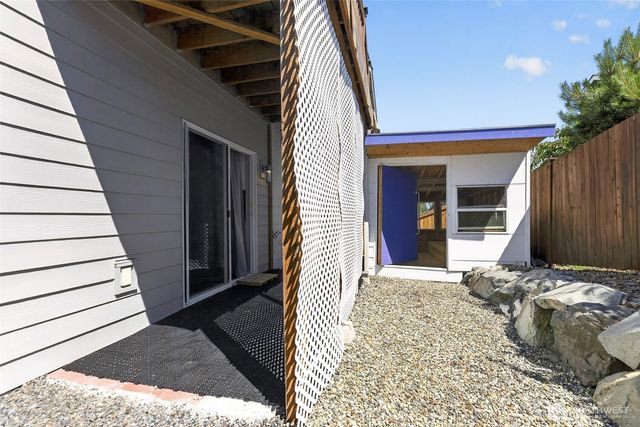 3526 164th Place SW, Lynnwood, WA 98037