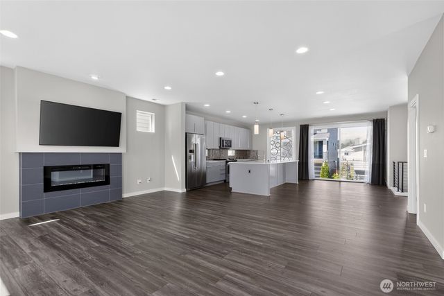 3526 164th Place SW, Lynnwood, WA 98037
