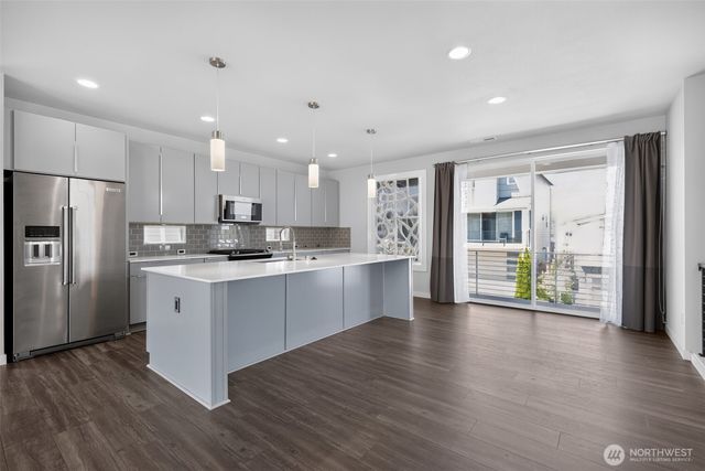 3526 164th Place SW, Lynnwood, WA 98037
