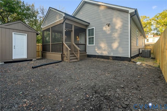 134 Clayton St, Petersburg, VA 23803