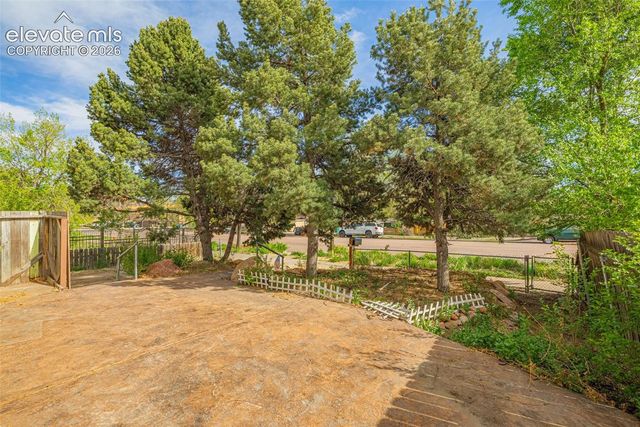 416 W Platte Avenue, Colorado Springs, CO 80905