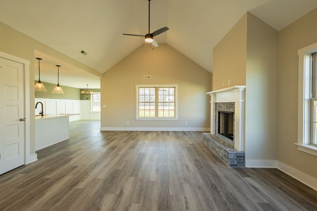 58 Brooklyn Avenue, Manchester, TN 37355