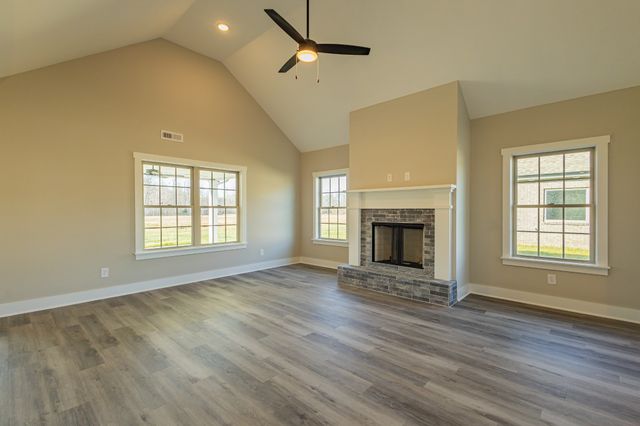 58 Brooklyn Avenue, Manchester, TN 37355