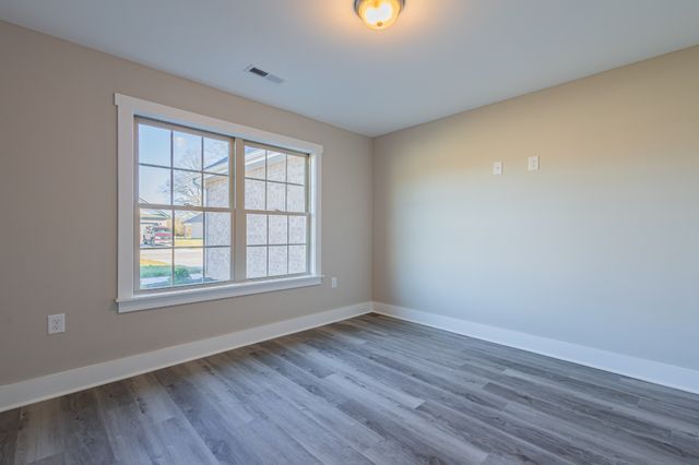 58 Brooklyn Avenue, Manchester, TN 37355