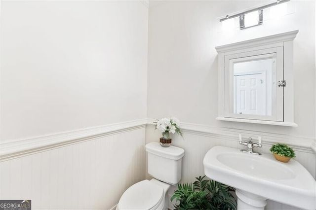 6915 Carmel Court, Suwanee, GA 30024