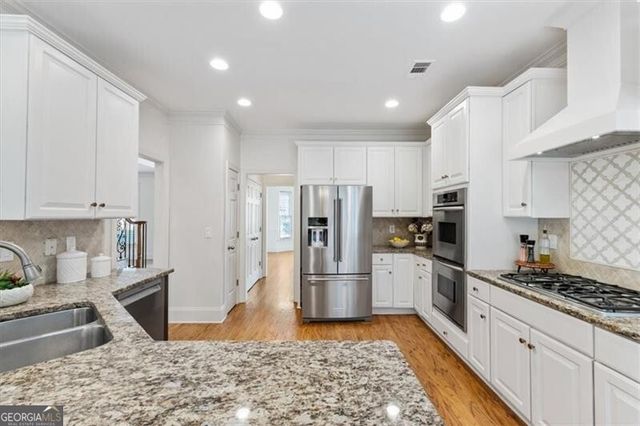 6915 Carmel Court, Suwanee, GA 30024
