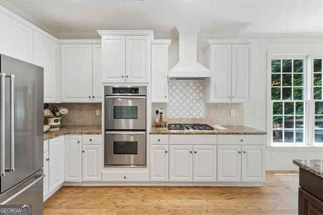 6915 Carmel Court, Suwanee, GA 30024