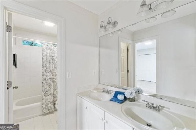 6915 Carmel Court, Suwanee, GA 30024