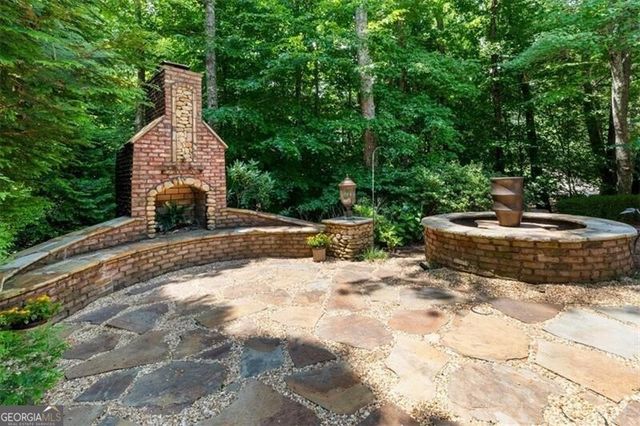 6915 Carmel Court, Suwanee, GA 30024