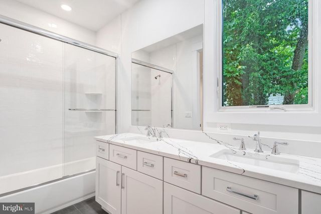 13711 JOYCE RD, Woodbridge, VA 22191